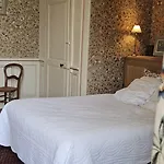 Bed and Breakfast Chateau De