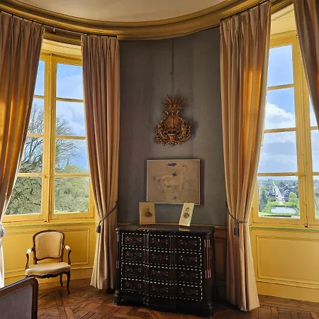 Nocleg ze śniadaniem Chateau De Craon 3*