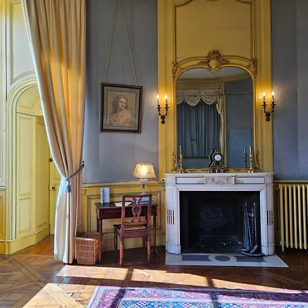 Chateau De Craon Nocleg ze śniadaniem 3*