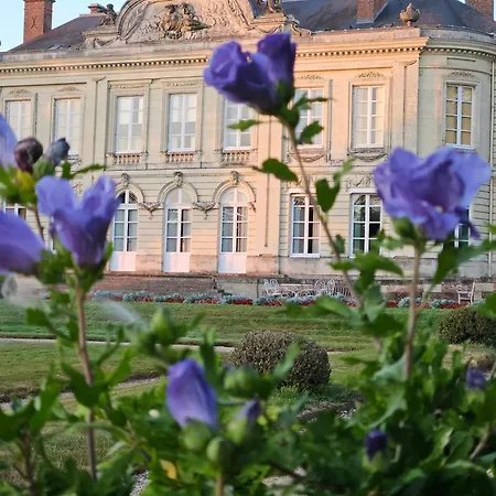 Chateau De Craon Nocleg ze śniadaniem 3*