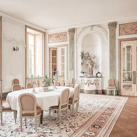 ベッド・アンド・ブレックファスト Chateau De 3*