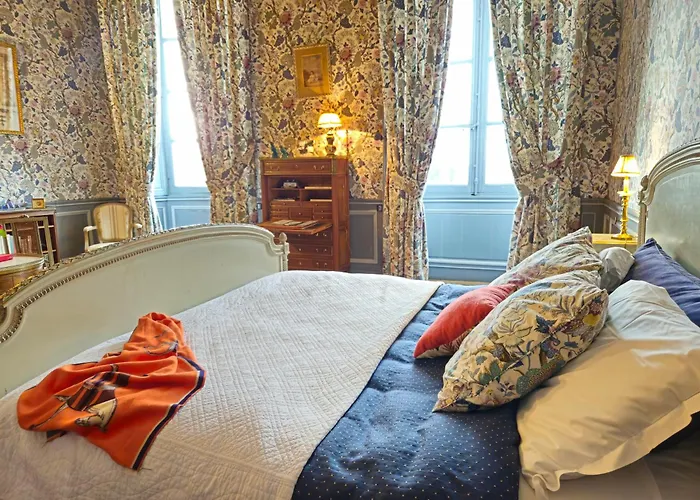 Chateau De Bed & Breakfast