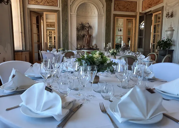 לינה וארוחת בוקר Chateau De